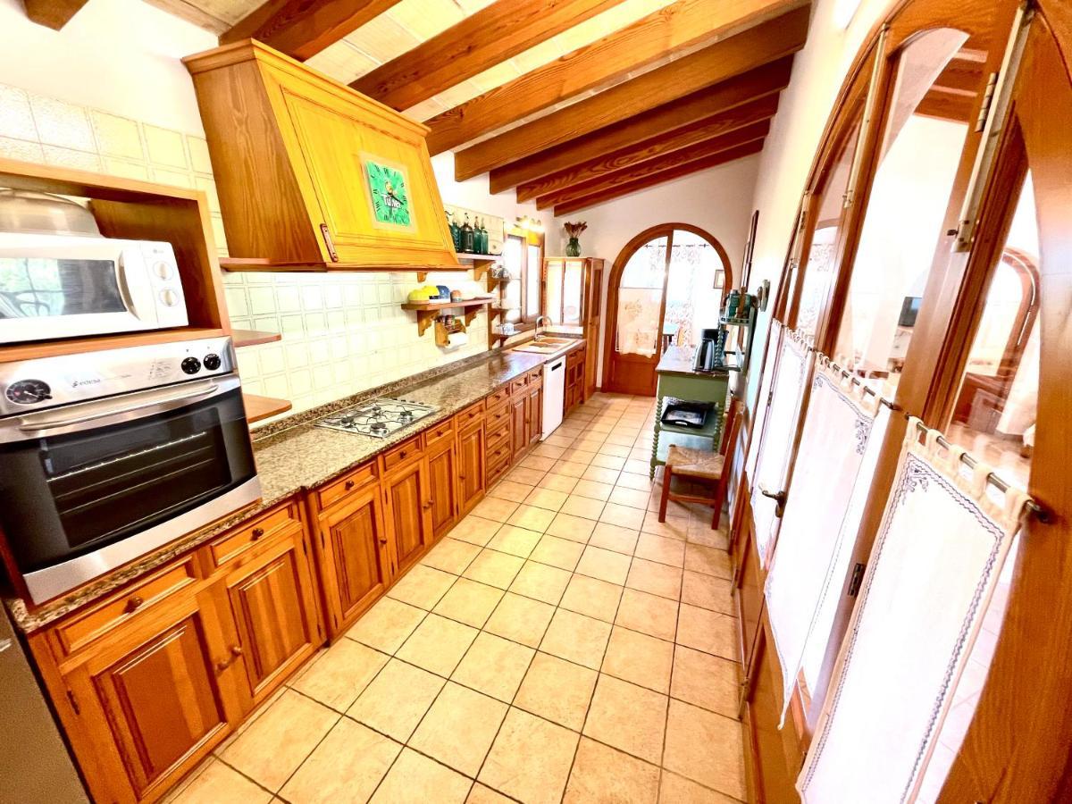 Es Cau Villa Manacor  Exteriör bild